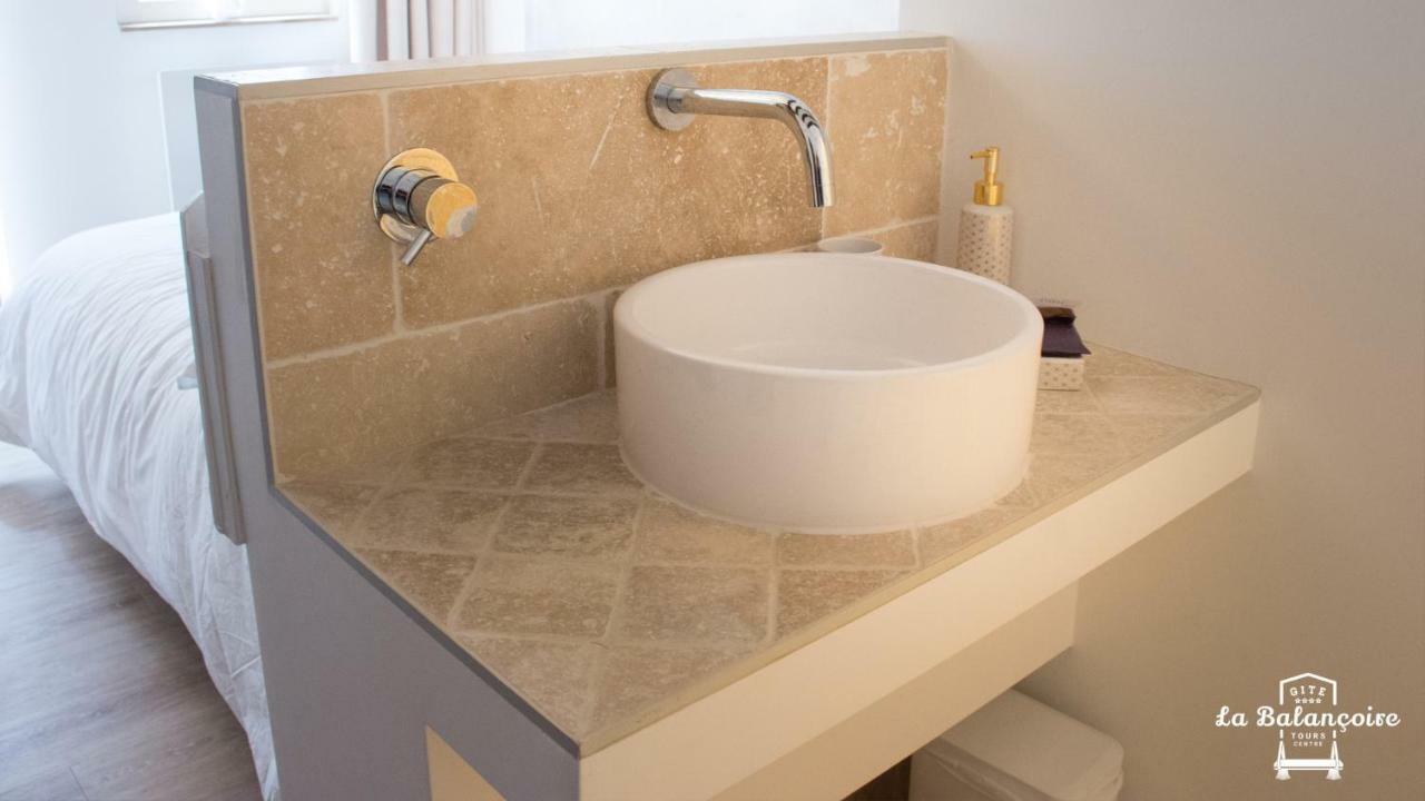 La Balancoire Apartment Tours Bagian luar foto